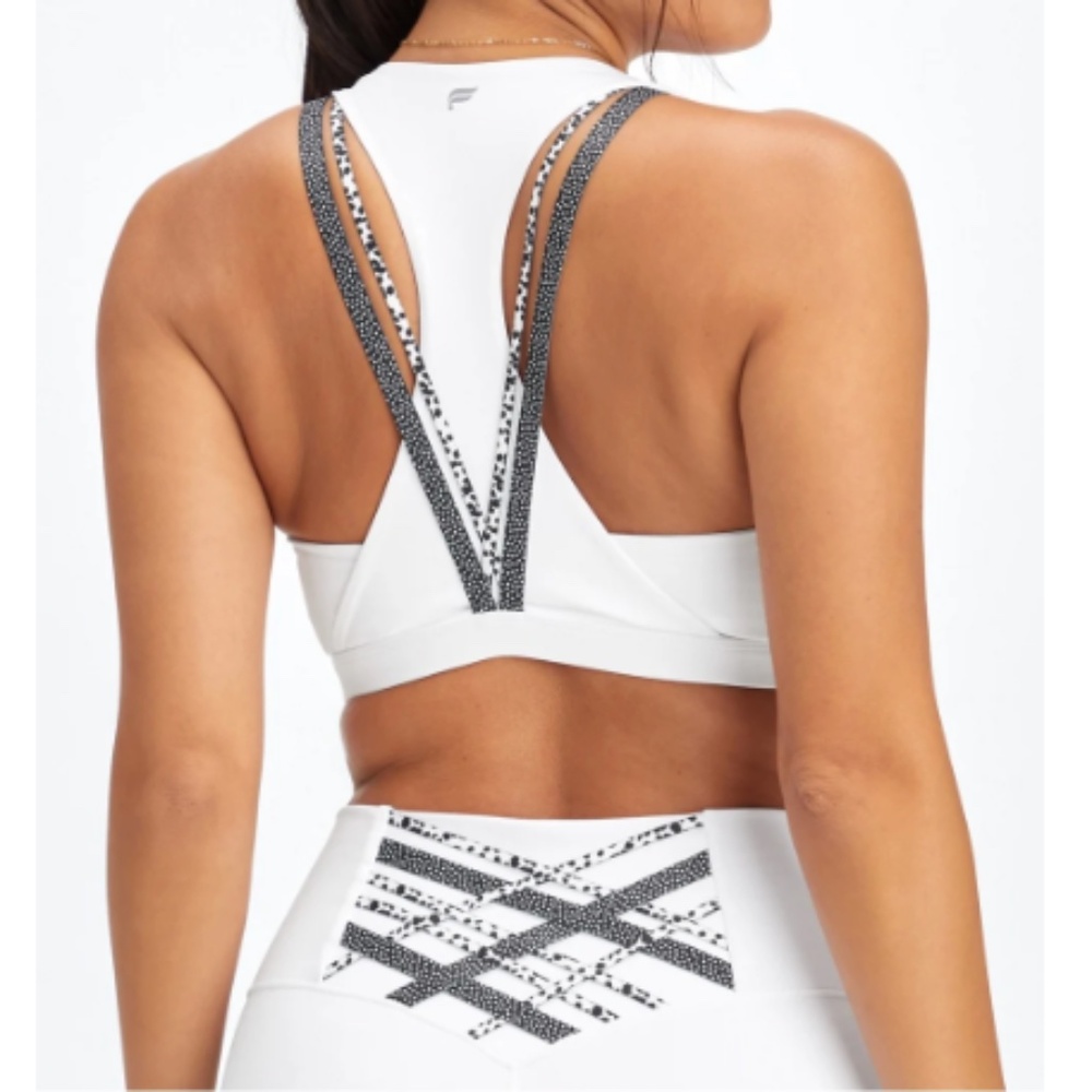 Fabletics Boost II High Waisted Capri Pants with Matching Sports Bra - Size S